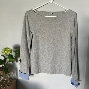 J. crew women’s boat neck grey sweater top with seersucker sleeves size XS